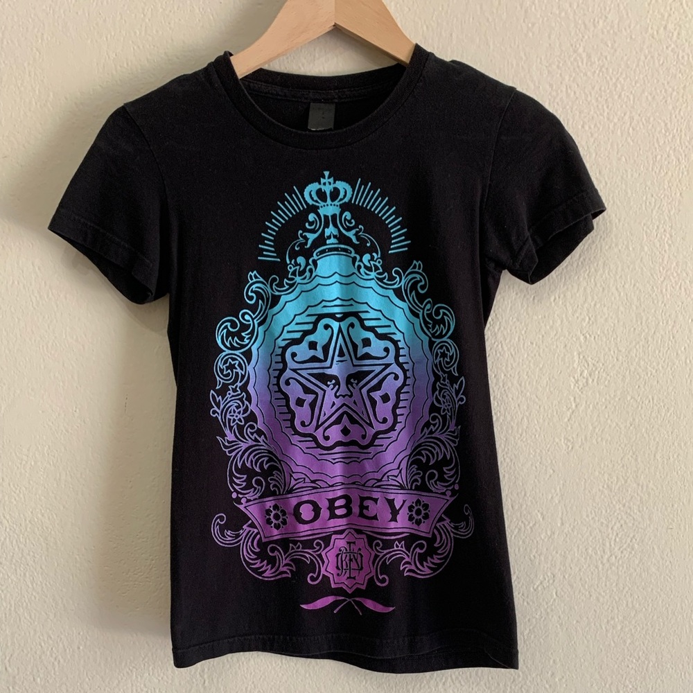 OBEY tee
